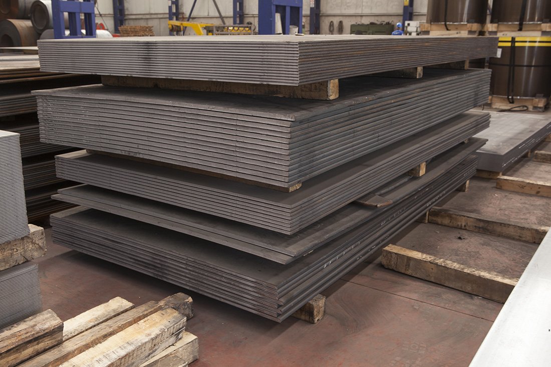 ST37 ve ST52 Çelik Arasındaki Farklar: Hangisini Seçmelisiniz? (Tablolu Rehber)